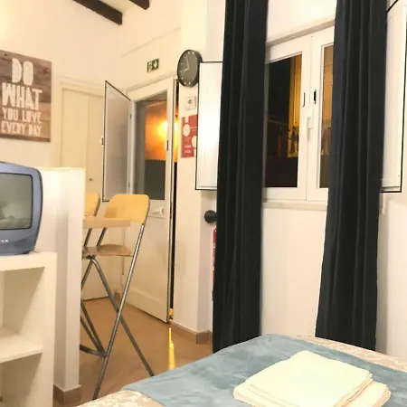Studio Village * Lisboa